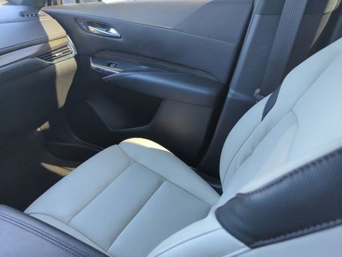 Used 2023 Cadillac XT4 Sport image 16