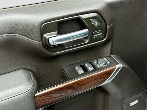 Used 2019 GMC Sierra 1500 SLT w/ SLT Premium Plus Package image 26