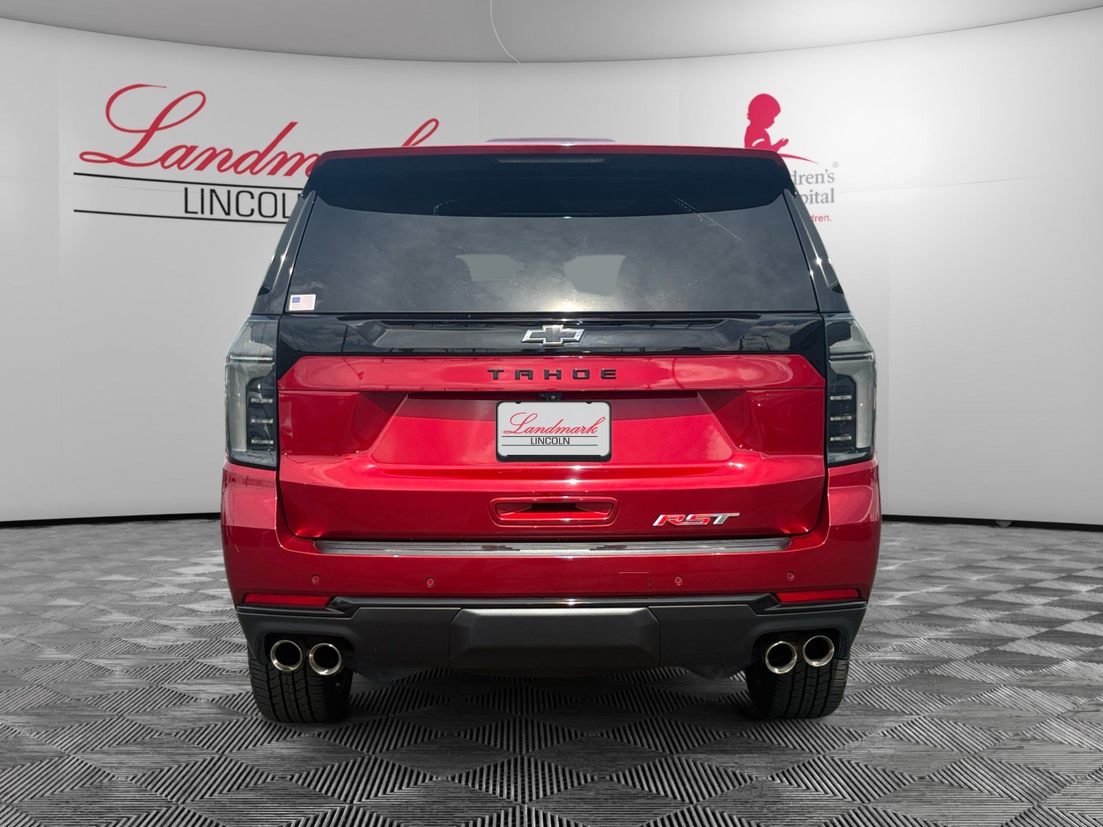 Used 2025 Chevrolet Tahoe RST w/ Comfort Package AWD/4WD image 4