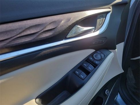 Used 2023 Buick Enclave Avenir w/ Trailering Package, 5000 lbs. image 7