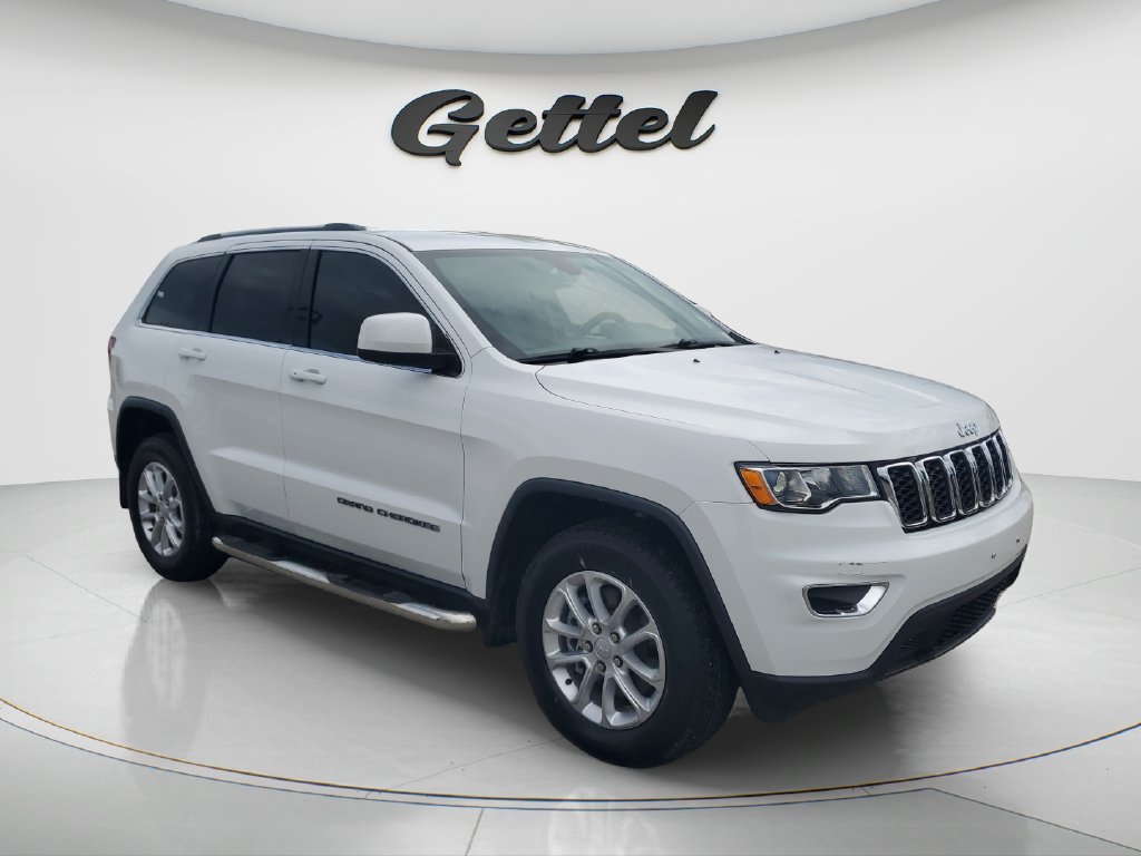 Used 2021 Jeep Grand Cherokee Laredo AWD/4WD image 3