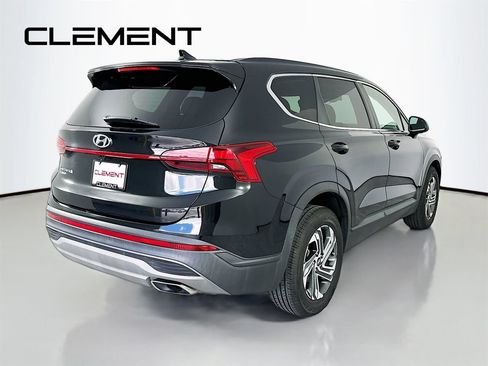 Used 2022 Hyundai Santa Fe SE FWD image 7