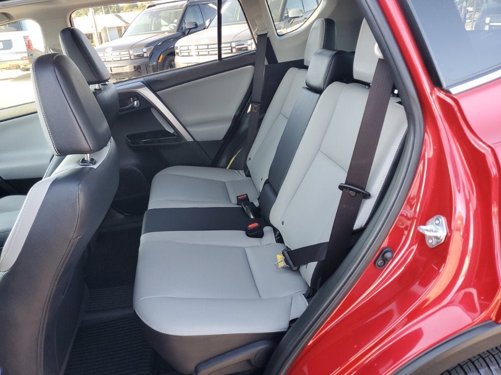 Used 2017 Toyota RAV4 Limited w/ Advanced Technology Package AWD/4WD image 36