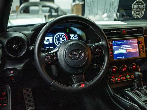 Used 2022 Toyota GR86 Premium image 13