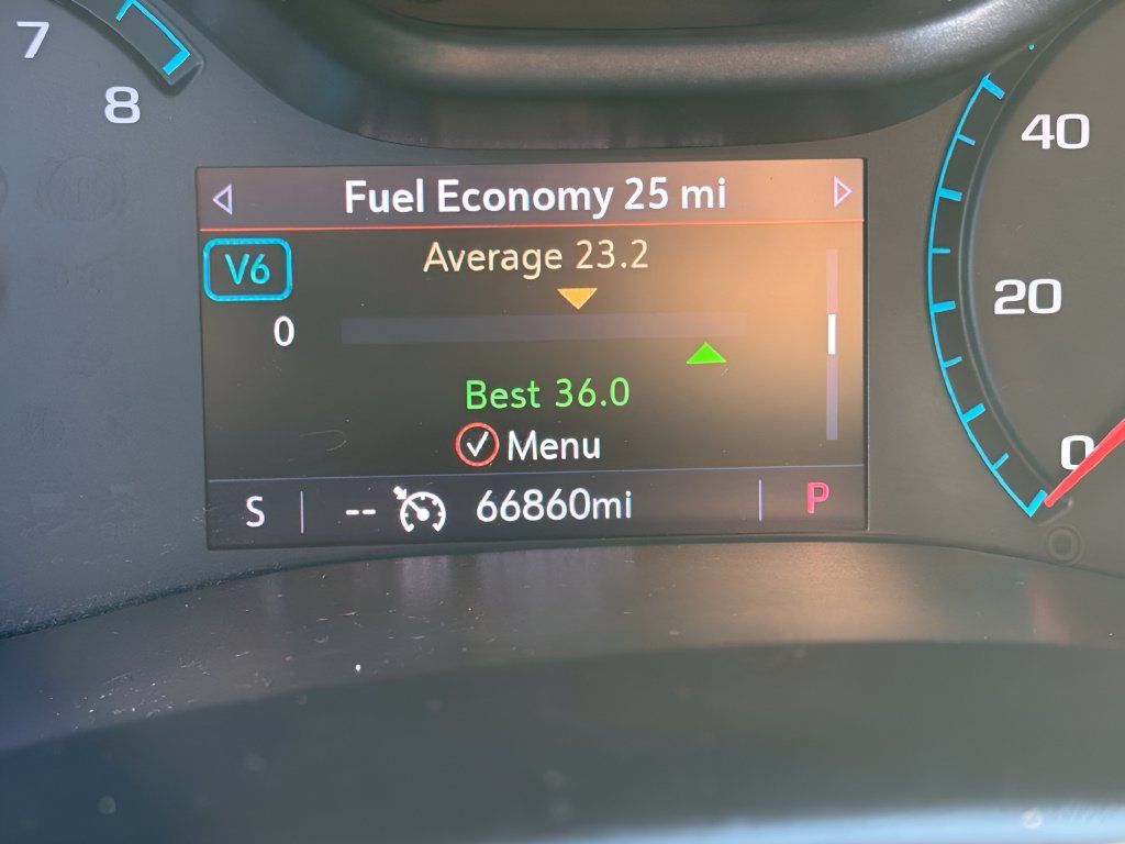 Used 2020 GMC Canyon SLE w/ Elevation Edition RWD image 21