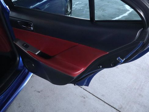 Used 2016 Lexus IS 200t w/ F Sport Package image 33