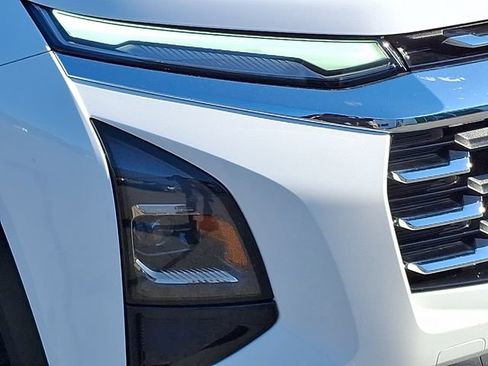 Used 2025 Chevrolet Equinox LT FWD image 29