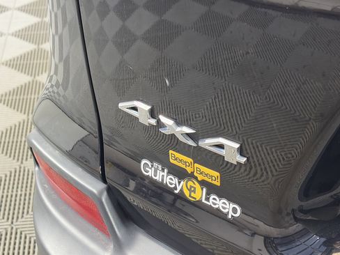 Used 2020 Jeep Cherokee Limited w/ Trailer Tow Group image 16