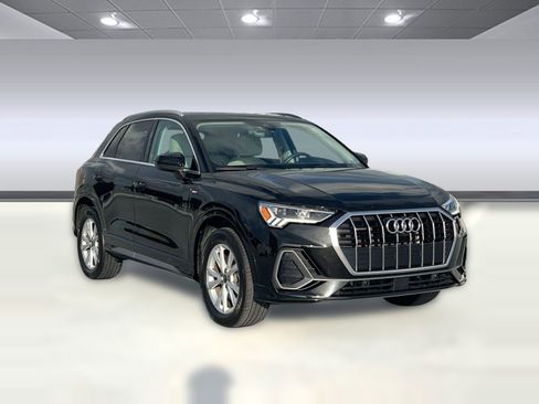 Certified 2023 Audi Q3 2.0T Premium Plus w/ Premium Plus Package image 7