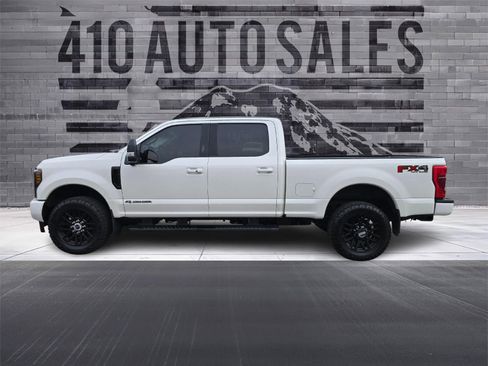 Used 2019 Ford F350 Lariat image 7