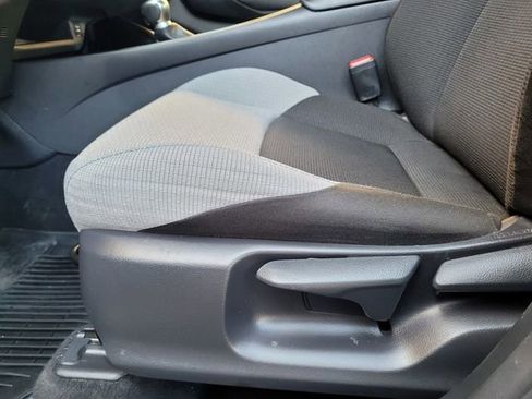 Certified 2019 Toyota C-HR XLE image 21