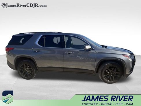 Used 2020 Chevrolet Traverse LT FWD image 5