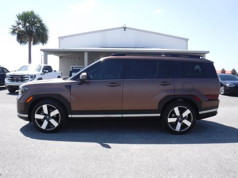 Used 2024 Hyundai Santa Fe Limited image 1