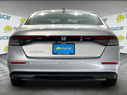 Used 2024 Honda Accord EX image 5
