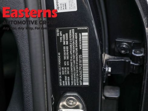 Used 2023 Porsche Macan T image 60