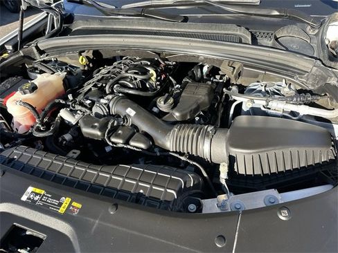 Used 2023 Jeep Grand Cherokee L Laredo image 28