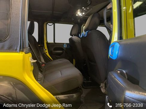 Used 2023 Jeep Wrangler Unlimited w/ Cold Weather Group image 12