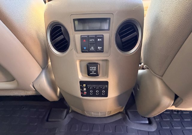Used 2015 Honda Pilot Touring image 31