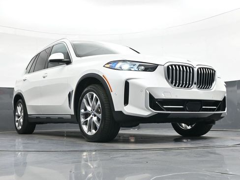 Used 2024 BMW X5 xDrive40i w/ Premium Package AWD/4WD image 79