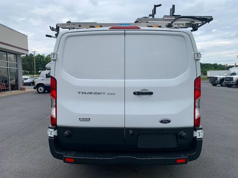Used 2018 Ford Transit 250 148 Low Roof RWD image 6