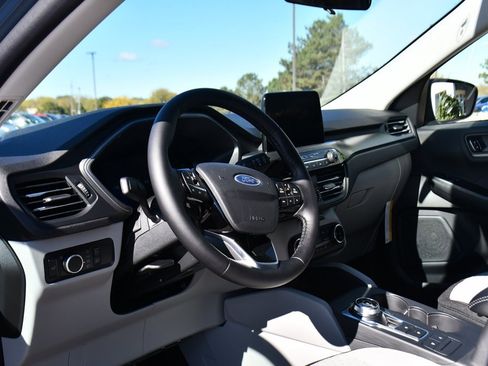 Used 2026 Ford Escape Active w/ Cold Weather Package image 11