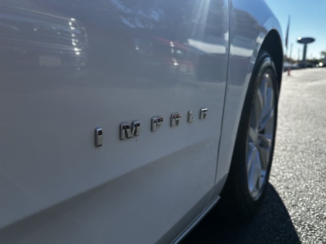 Used 2018 Chevrolet Impala LT w/ Sunroof and Spoiler Package FWD image 49