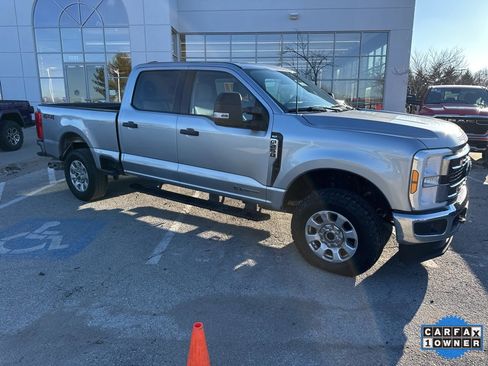 Used 2024 Ford F250 XLT image 40