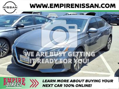 Used 2022 Nissan Altima 2.5 SV