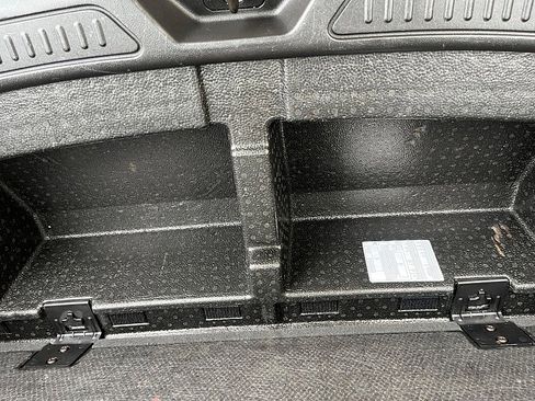 Used 2020 GMC Acadia SLE w/ Driver Convenience Package image 17