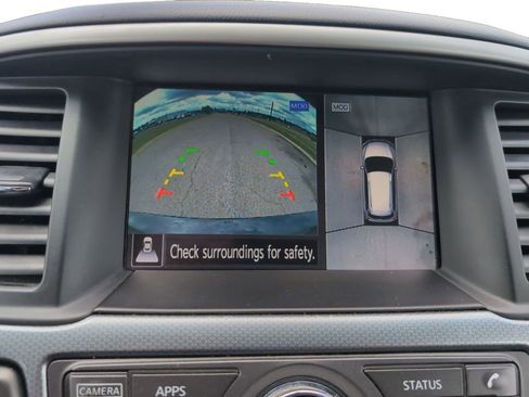 Used 2020 Nissan Pathfinder SL AWD/4WD image 11