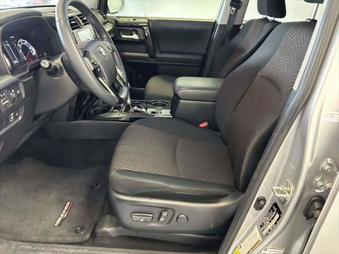 Certified 2024 Toyota 4Runner TRD Off-Road AWD/4WD image 20