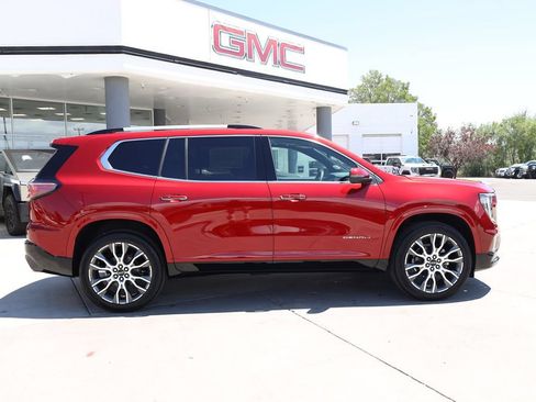 New 2026 GMC Acadia Denali Ultimate AWD/4WD image 7