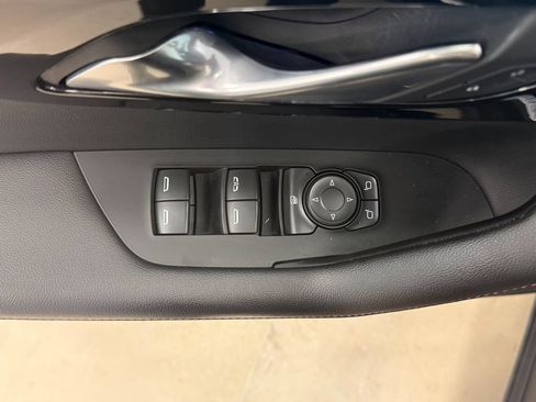 Used 2022 Chevrolet Blazer RS w/ Enhanced Convenience Package AWD/4WD image 11