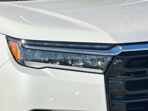 New 2026 Honda Pilot Touring image 33