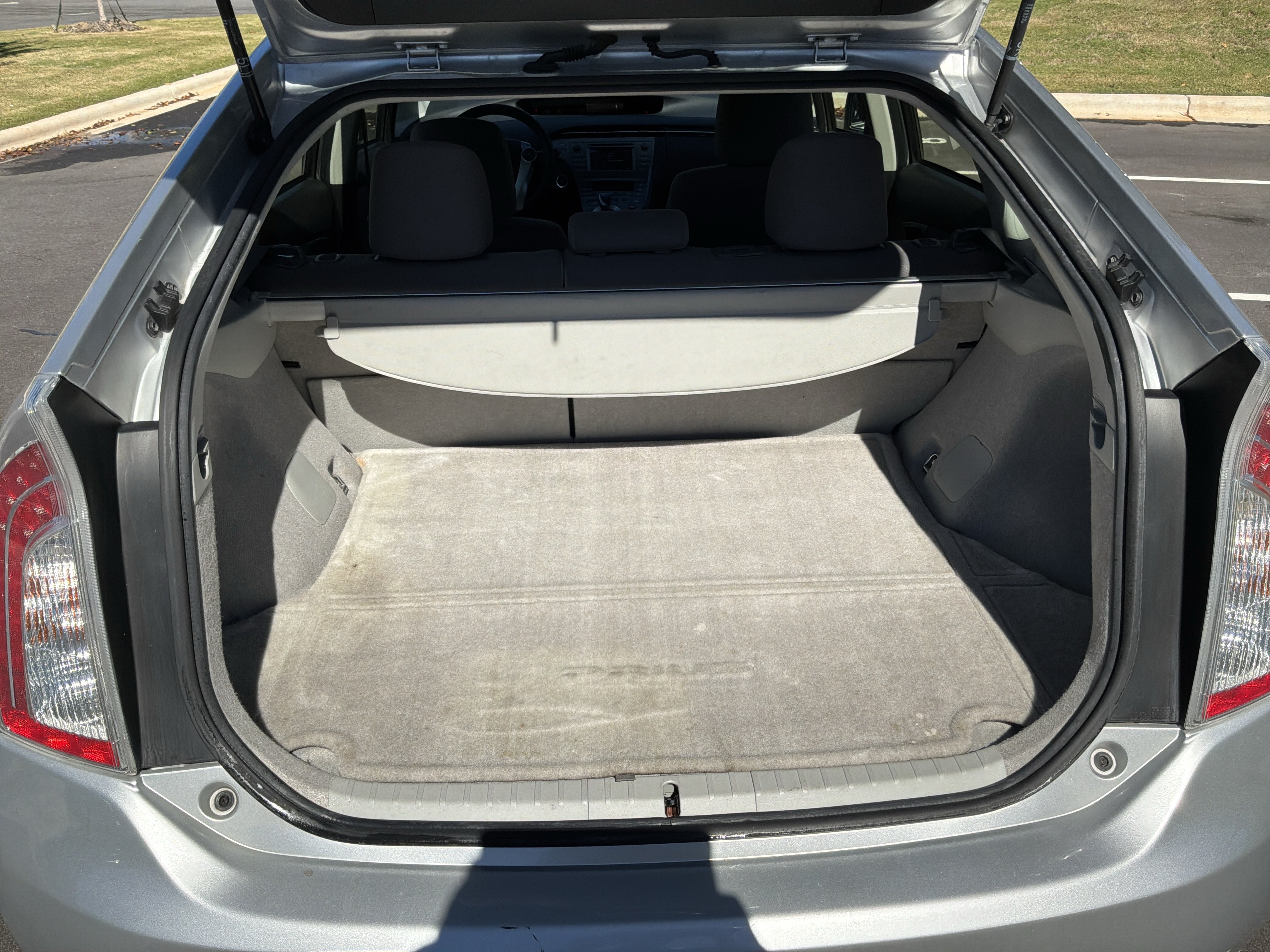 Used 2015 Toyota Prius Two FWD image 30