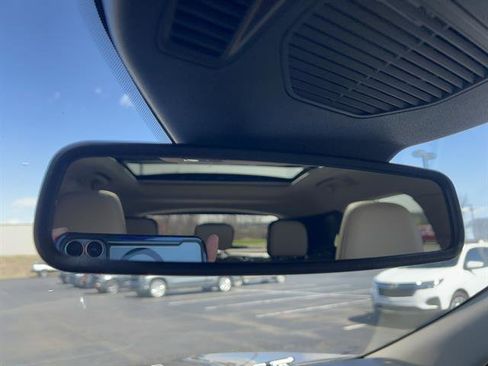 Used 2020 Ford Escape Titanium w/ Titanium Premium Package 2.0 image 24