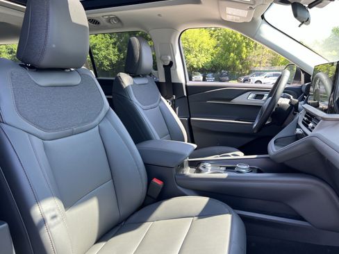 New 2026 Ford Explorer Active w/ Active Comfort Package AWD/4WD image 28