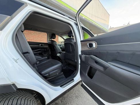 Used 2021 Kia Sorento SX Prestige image 24