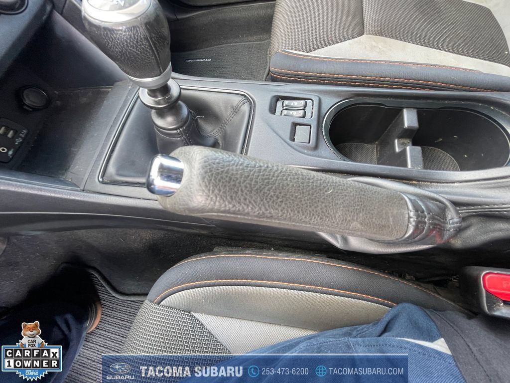 Used 2020 Subaru Crosstrek 2.0i Premium AWD/4WD image 25