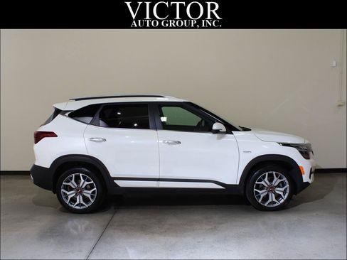 Used 2021 Kia Seltos SX AWD/4WD image 8
