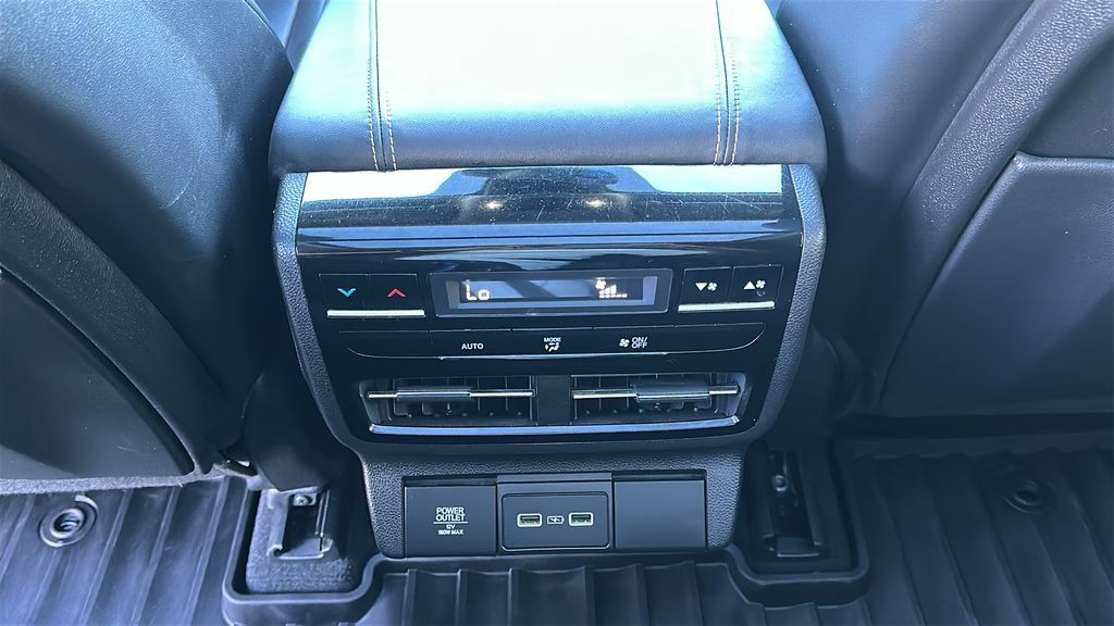 Used 2023 Acura MDX w/ Technology Package AWD/4WD image 31