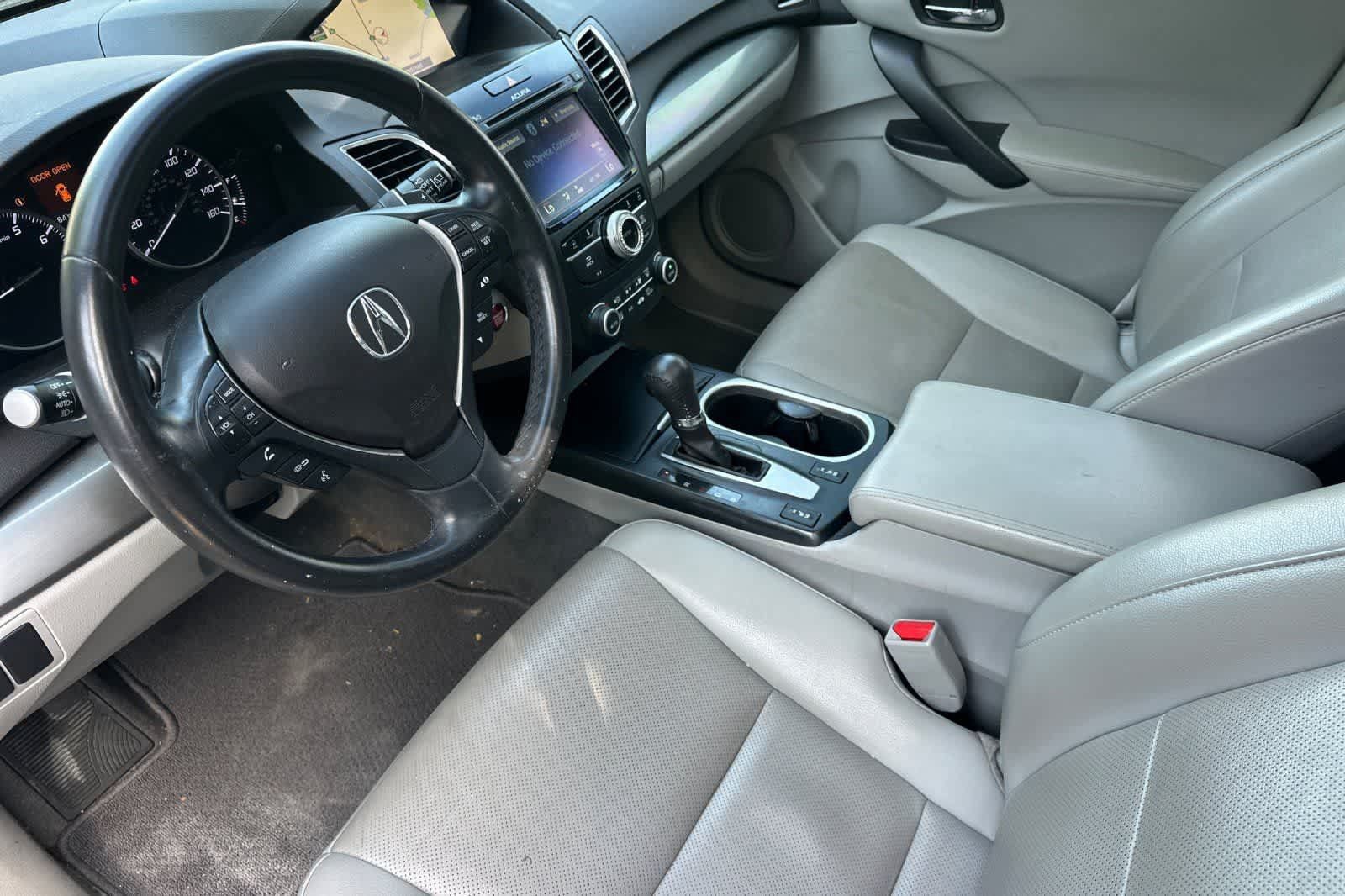 Used 2016 Acura RDX w/ Tech & AcuraWatch Plus Pack FWD image 14