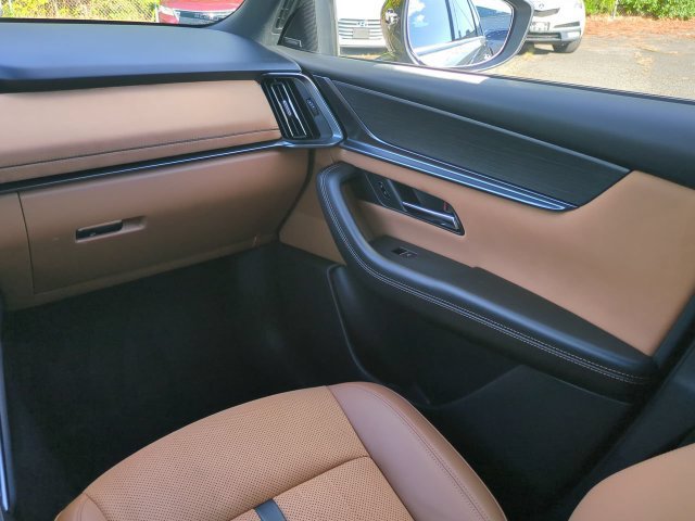 Certified 2026 MAZDA CX-70 3.3 Turbo S w/ Premium Plus AWD/4WD image 17