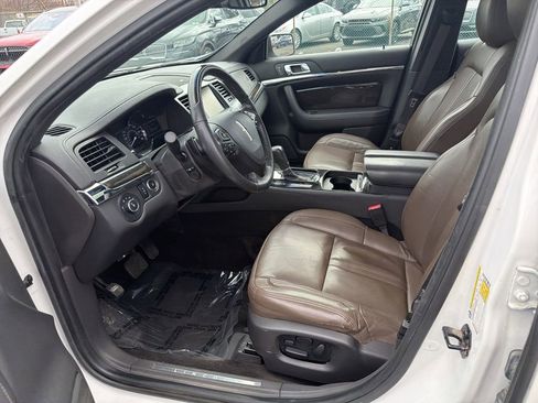 Used 2014 Lincoln MKS AWD w/ Equipment Group 101A image 11