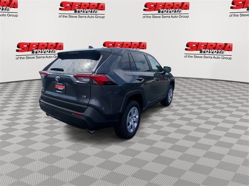 Used 2025 Toyota RAV4 LE image 9