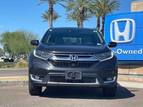 Used 2018 Honda CR-V Touring image 2