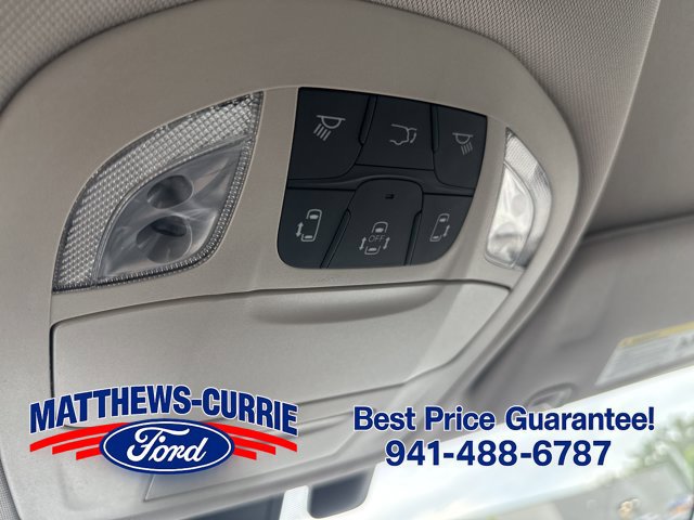 Used 2020 Chrysler Pacifica Touring-L FWD image 26