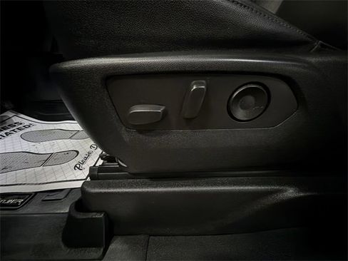 Certified 2022 Chevrolet Suburban Z71 image 12