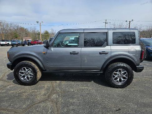 Certified 2025 Ford Bronco Badlands AWD/4WD image 8