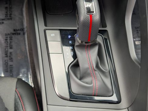 Certified 2025 Hyundai Elantra N Line FWD image 32